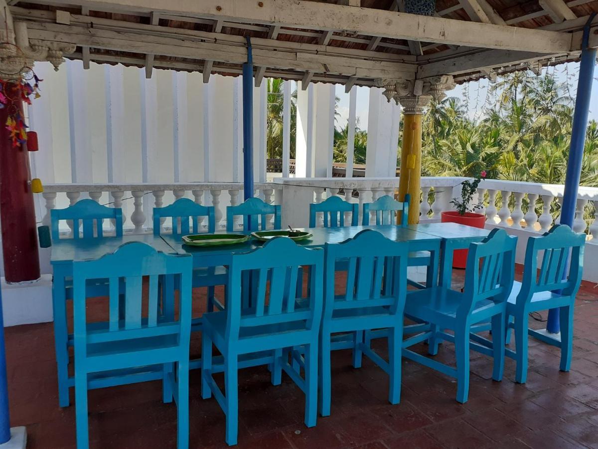 Holi-Wood Guesthouse Pondicherry Exterior foto