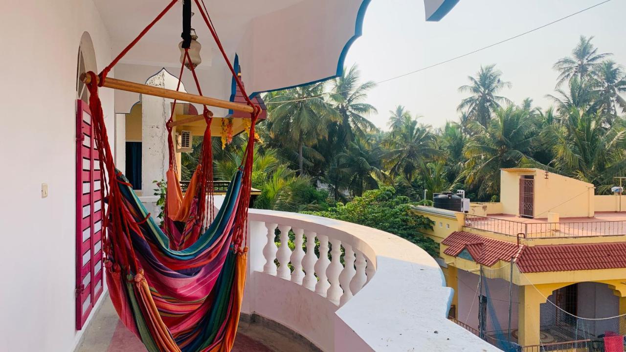 Holi-Wood Guesthouse Pondicherry Exterior foto