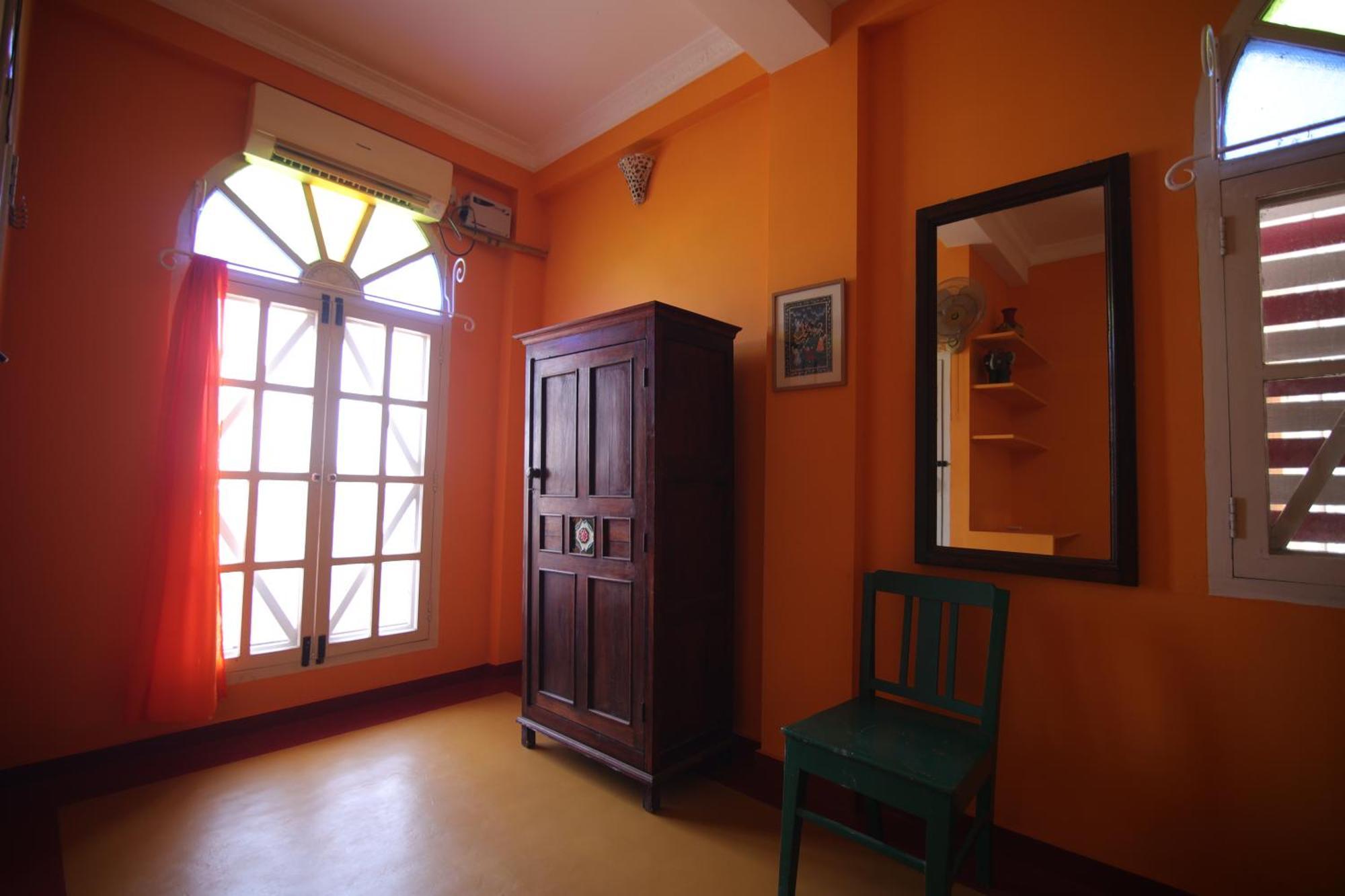 Holi-Wood Guesthouse Pondicherry Exterior foto